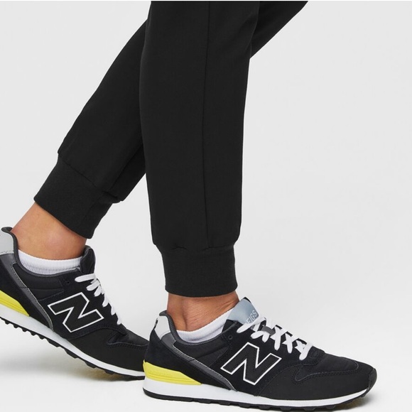 Figs Zamora Joggers Scrub Pants Black Size MP Medium Petite - Picture 2 of 7